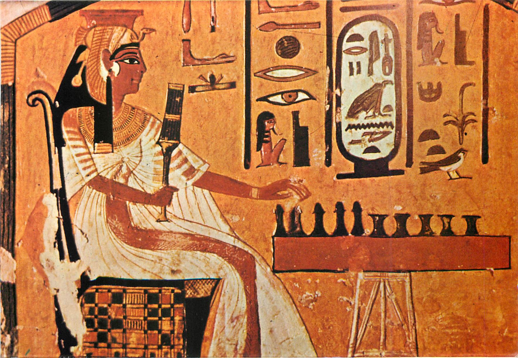 CPM Tomb of Queen Nefertari La reine fouant au jeu de dames 