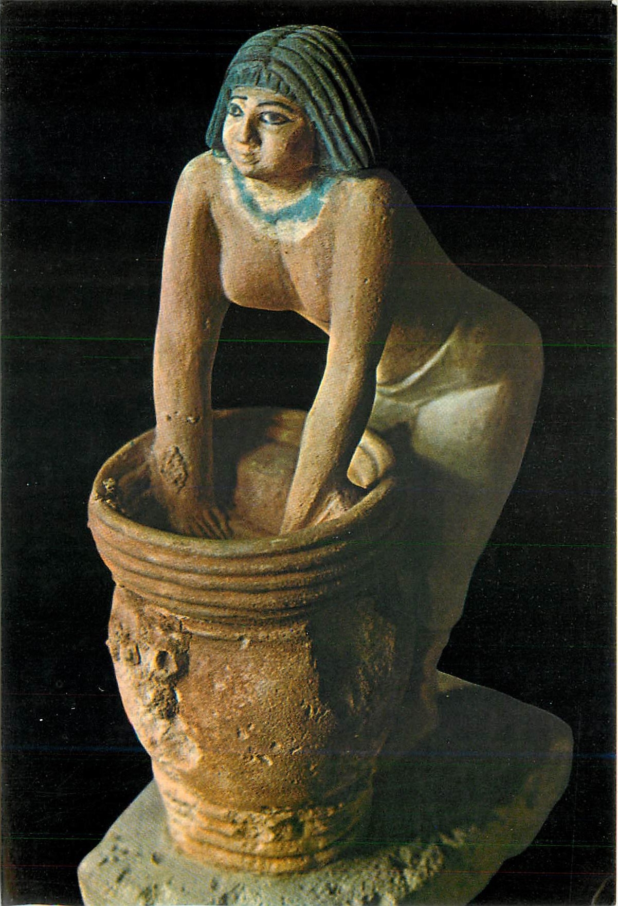 CPM Le Musee Egyptien Le Caire Femme brasant de la biere 