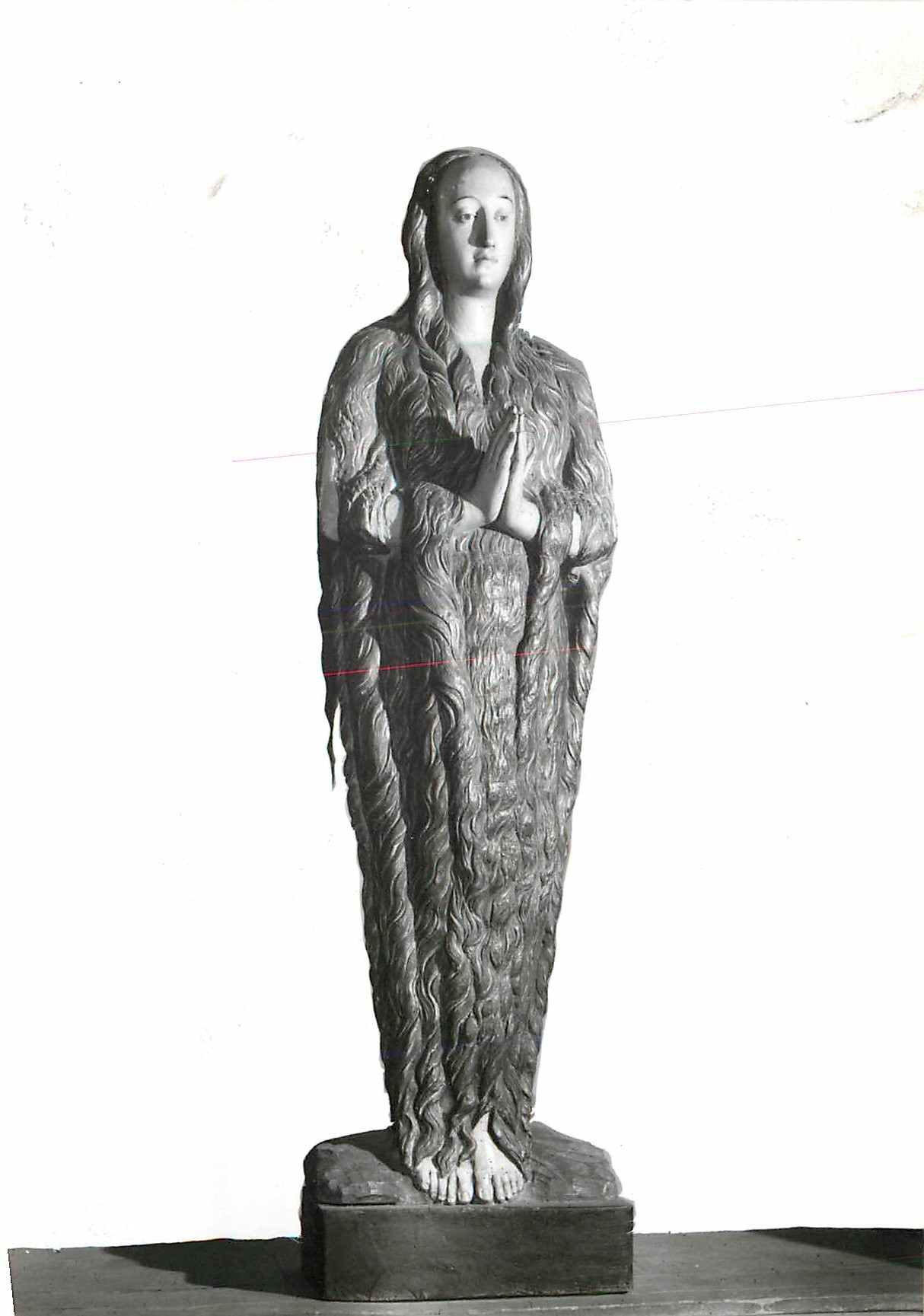CPM Statue de Sainte Marie Madeleine veneree dans l'Eglise des Benedictines de Notre Dame du Calvair