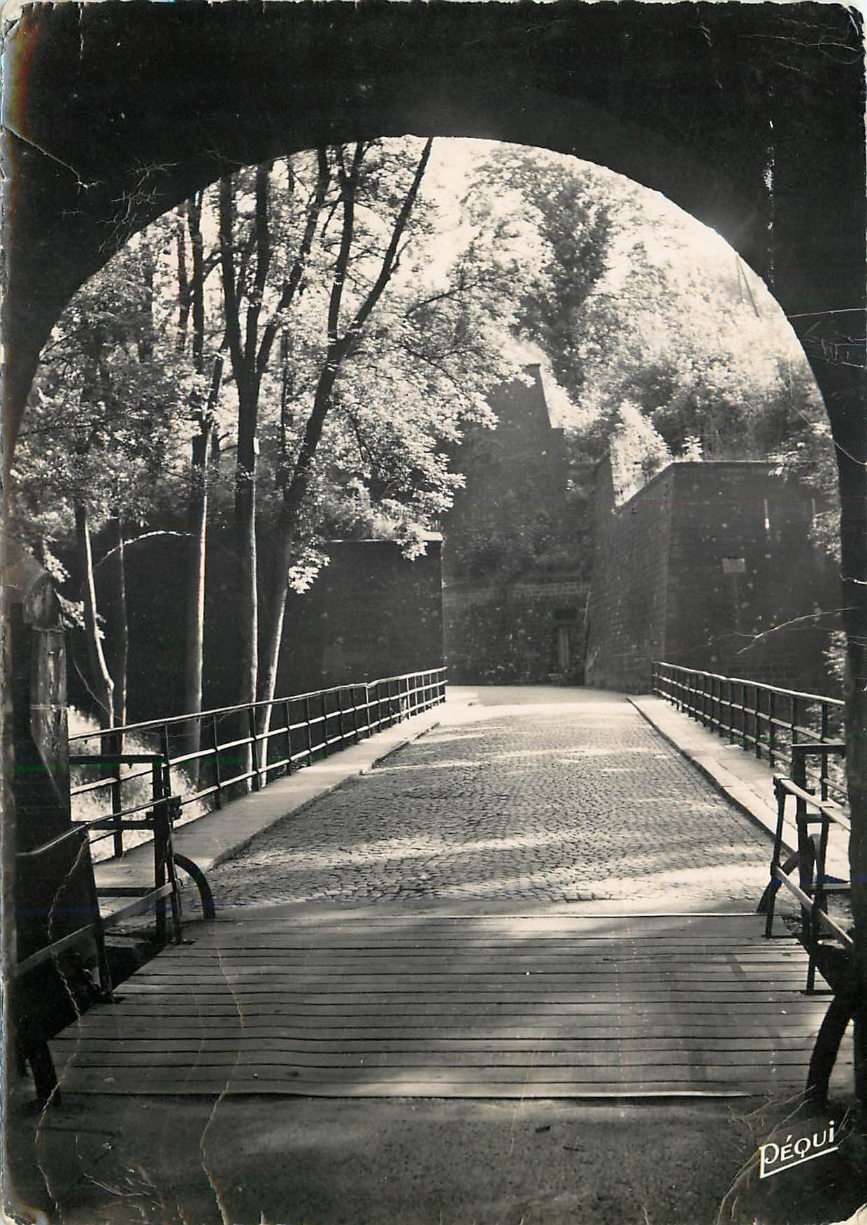 CPM Belfort Porte de Brisach et les Anciennes Fortifications 
