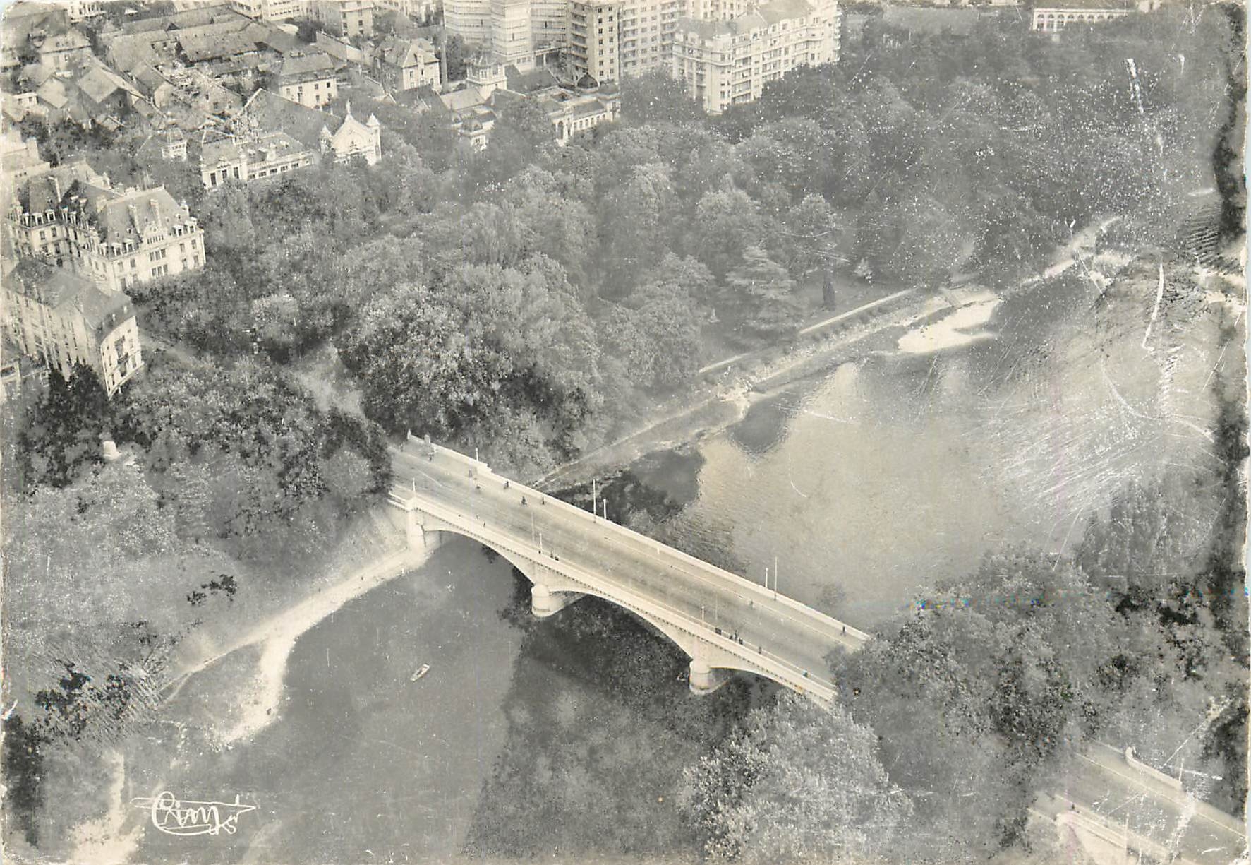 CPM Besancon Doubs Vue aerienne Le Pont St Pierre et les Nouveaux Quartiers 