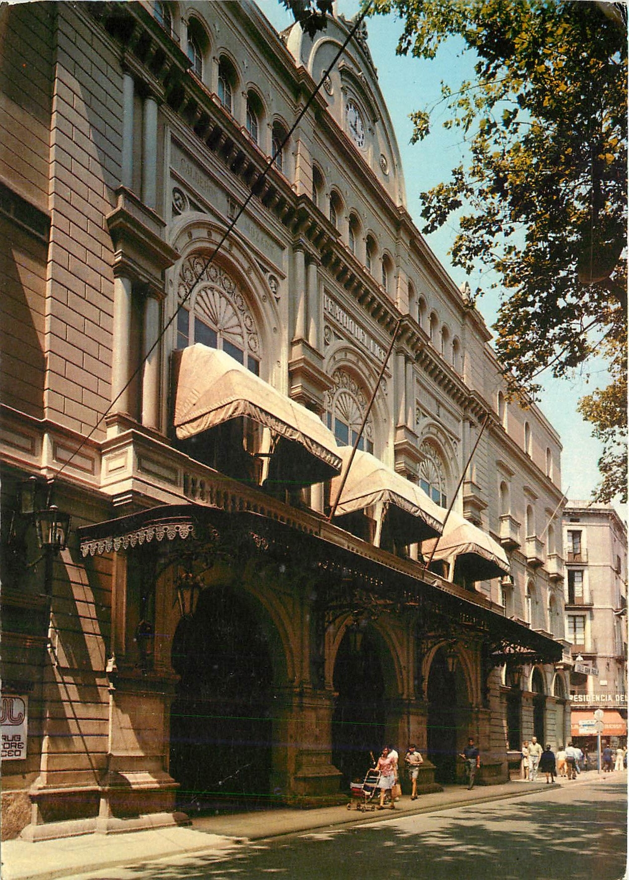 CPM Barcelona Facade du Grand Theatre du Liceo 