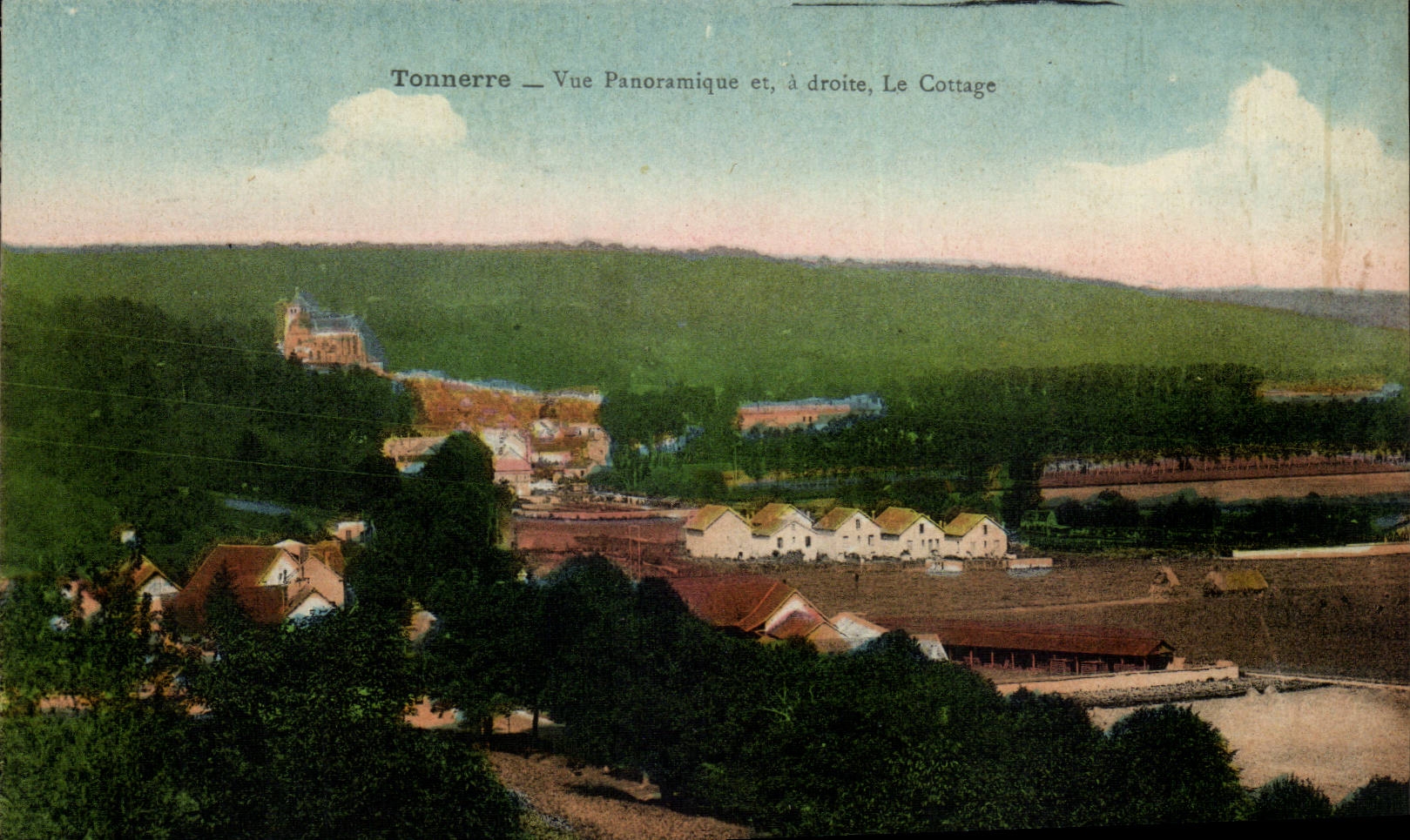(Yonne) Tonnere- Vue Panoramique et droite Le Cottage CPA