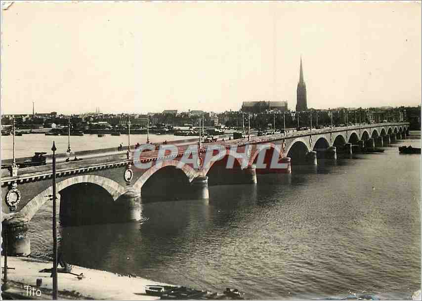 CPM Bordeaux Le Pont sur la Garonne 