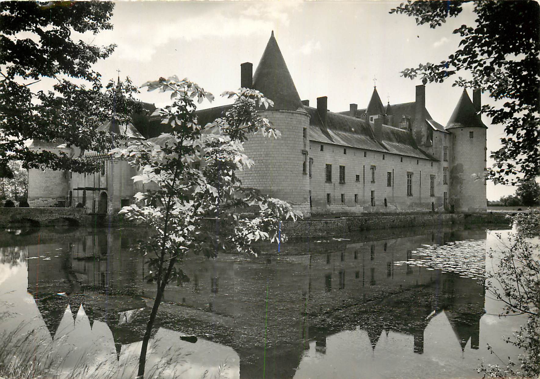 CPM Chateau de Plessis Bourre Anjou Facade Nord et Ouest 