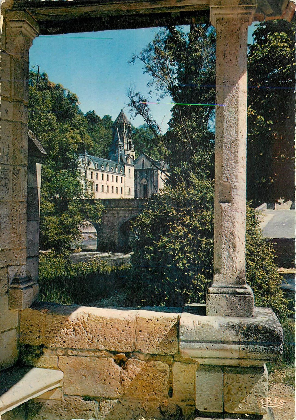 CPM Brantome Dordogne L'Ancienne Abbaye l'Eglise et le celebre clocher roman du XI 