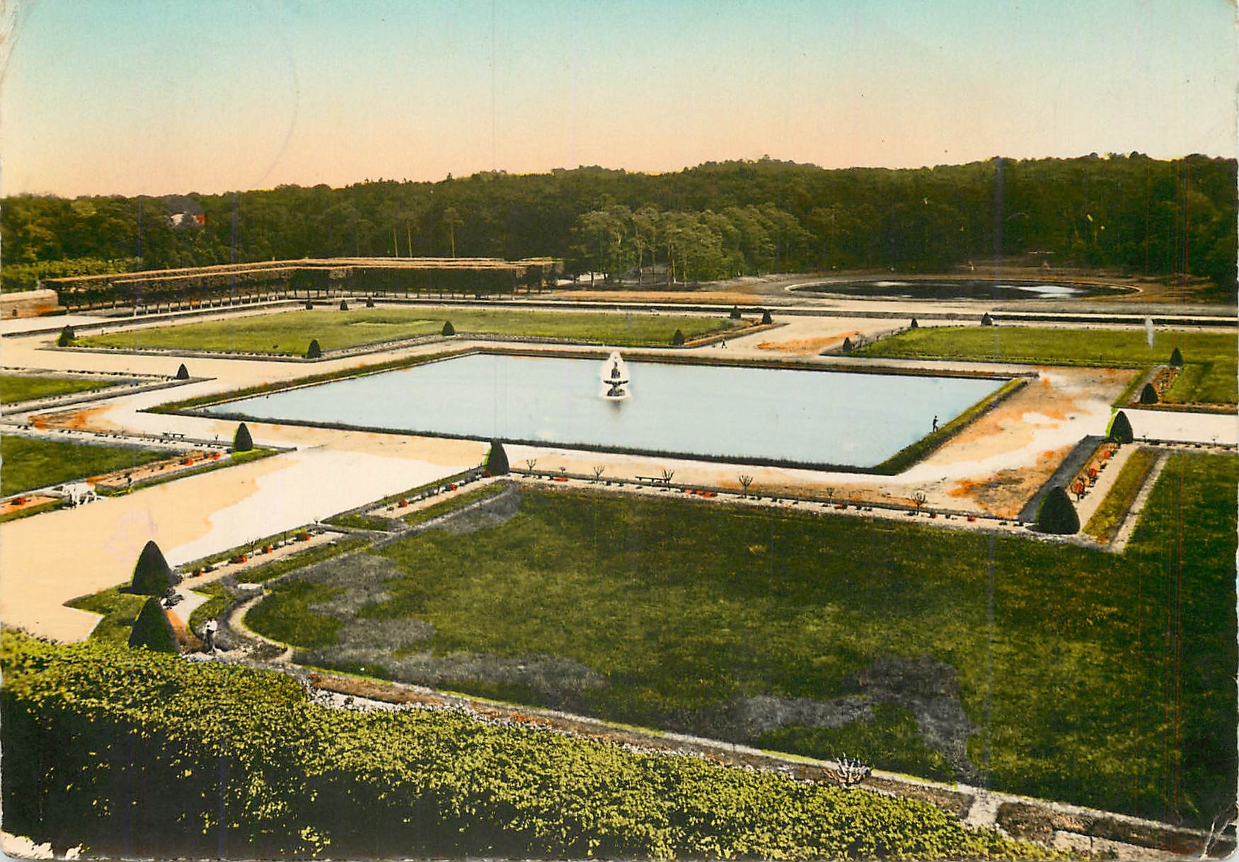 Le Parterre de Fontainebleau — vue aérienne — Édit. d'Art Vignenoud