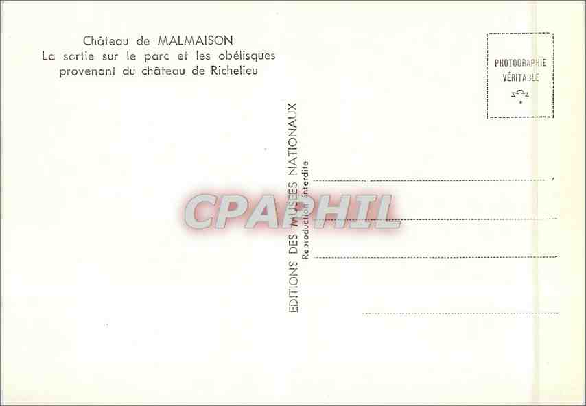 CPM Chateau de Malmaison La Sortie sur le parc et les obelisques provenant du Chateau de Richelieu  — Rückseite