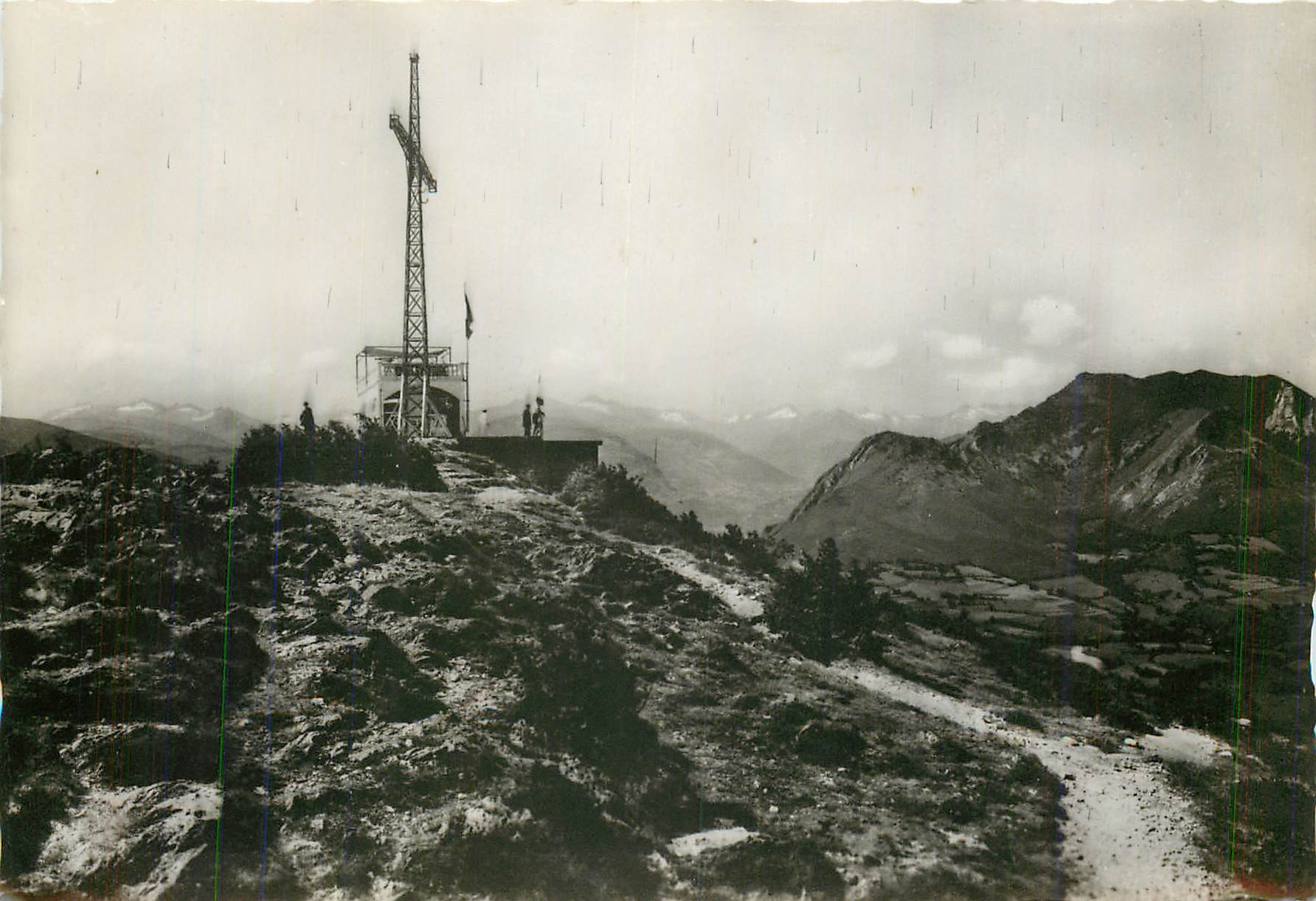 CPM Lourdes La Croix au Sommet du Pic du Jer 