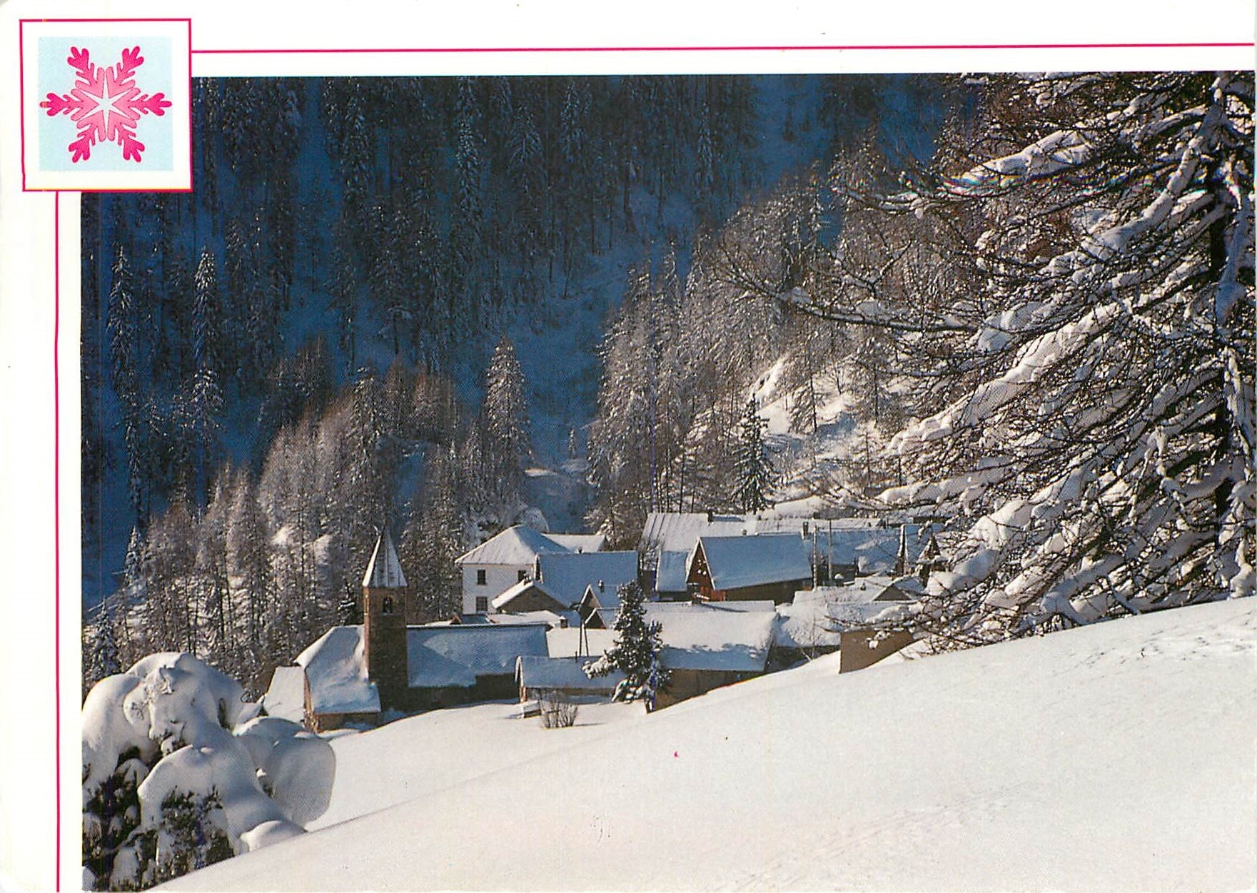 Village enneigé — Montagne — Éditeur inconnu, n° de série non visible