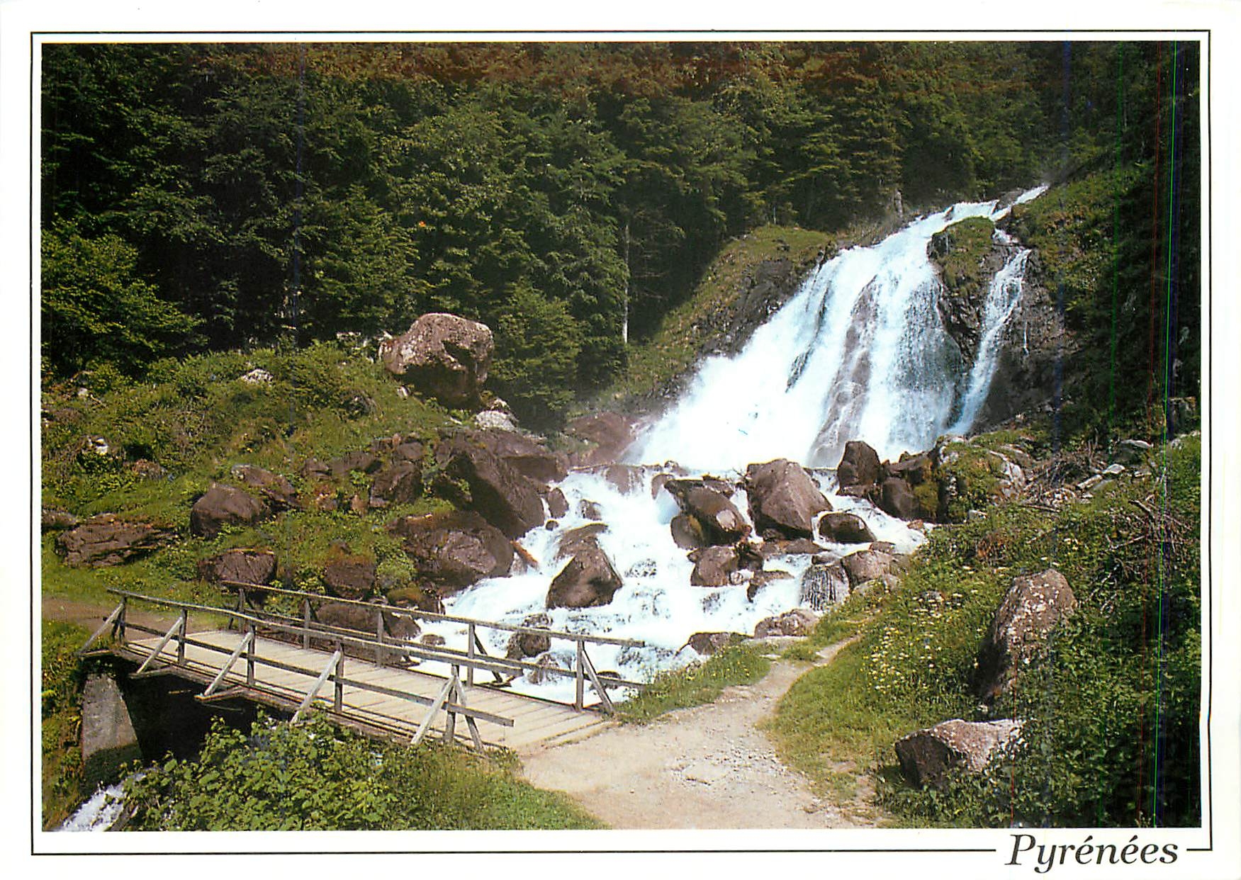 CPM Hautes Pyrenees Environs de cauterets La Cascade de Lutour
