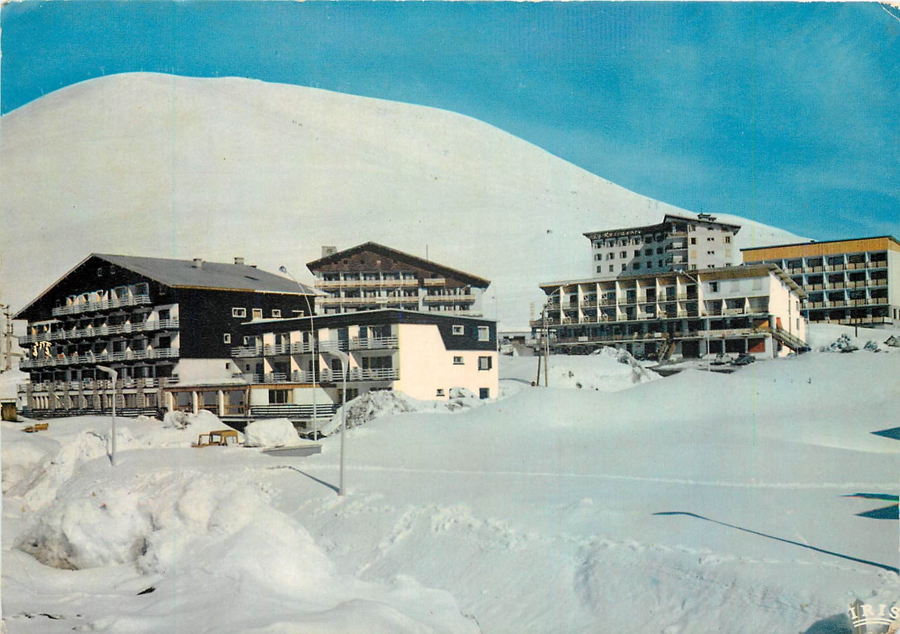CPM L'Alpe d'Huez (1850 m) La Plate Forme superieure et les Pentes du Signal