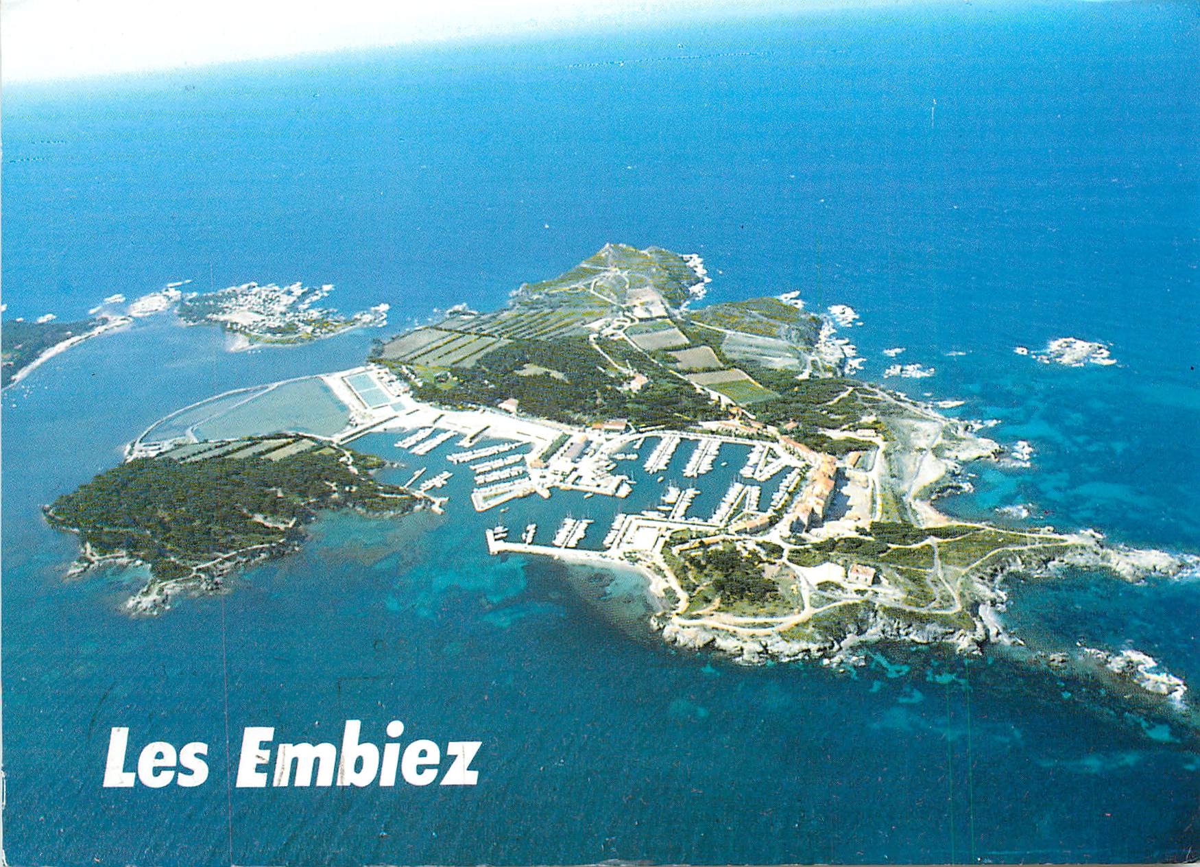 CPM Ile des Embiez Vue generale aerienne