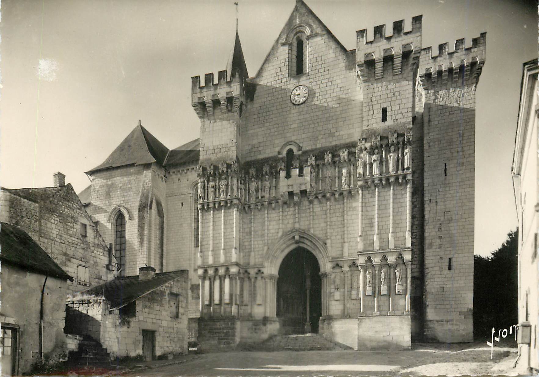 CPM Candes St Martin (I et L) L'Eglise (XII XIIe s)