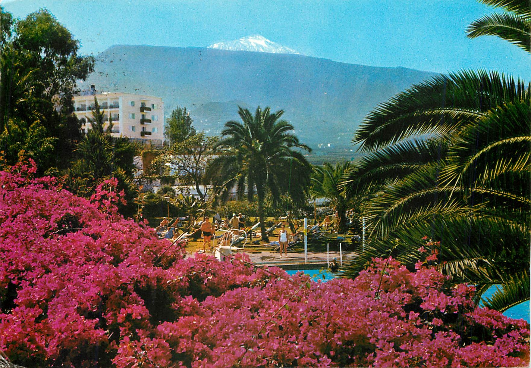 CPM Puerto de la Cruz Tenerife Vue partielle et la Teide