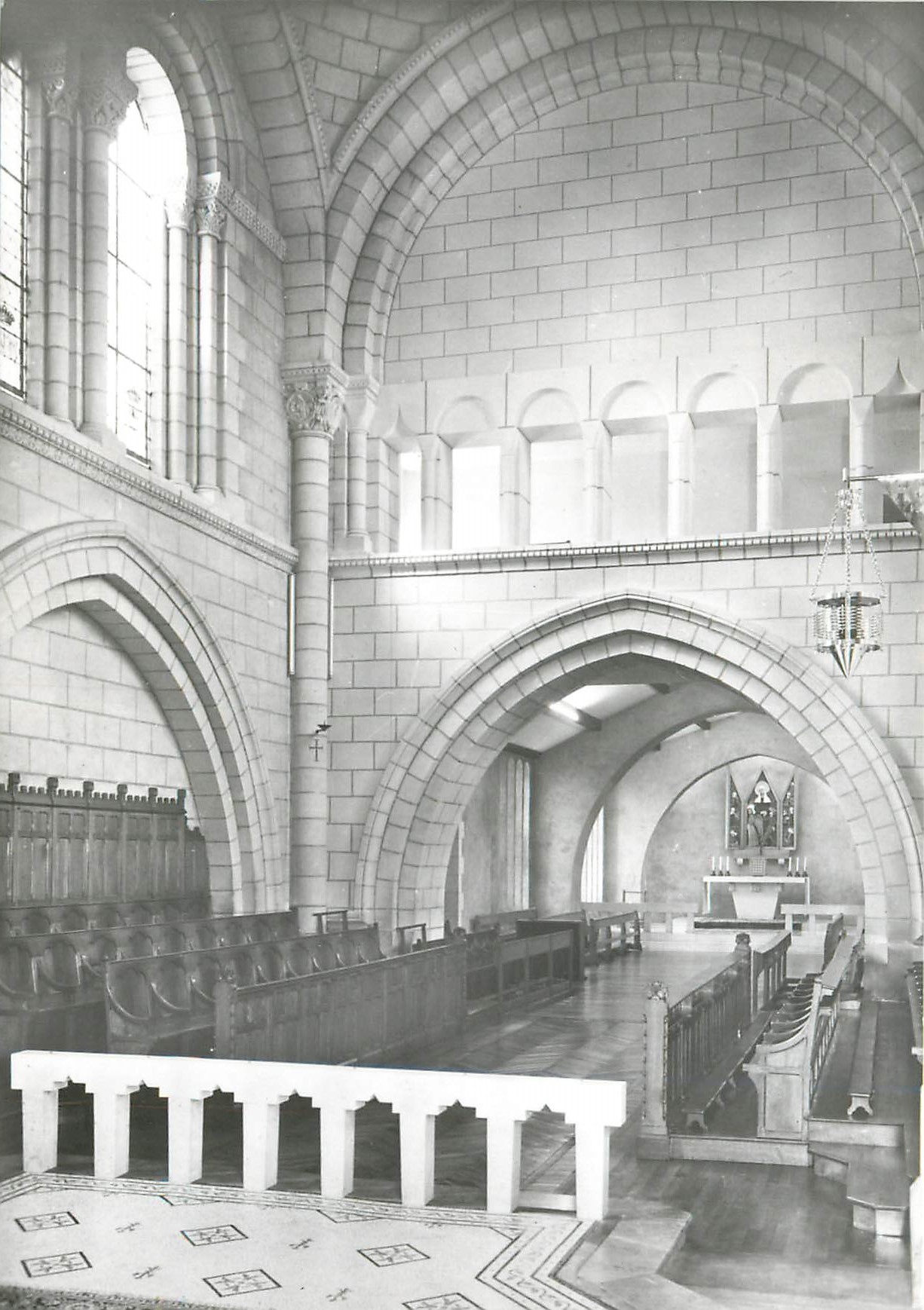 CPM Chapelle Saint Sauveur Servantes des Pauvres Angers