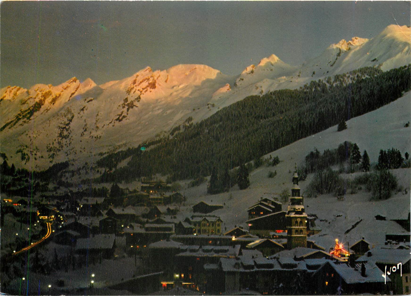 Coucher de soleil sur la Chaîne des Aravis — Les Clusaz (Haute-Savoie) — Éditions d'Art Yvon, Paris