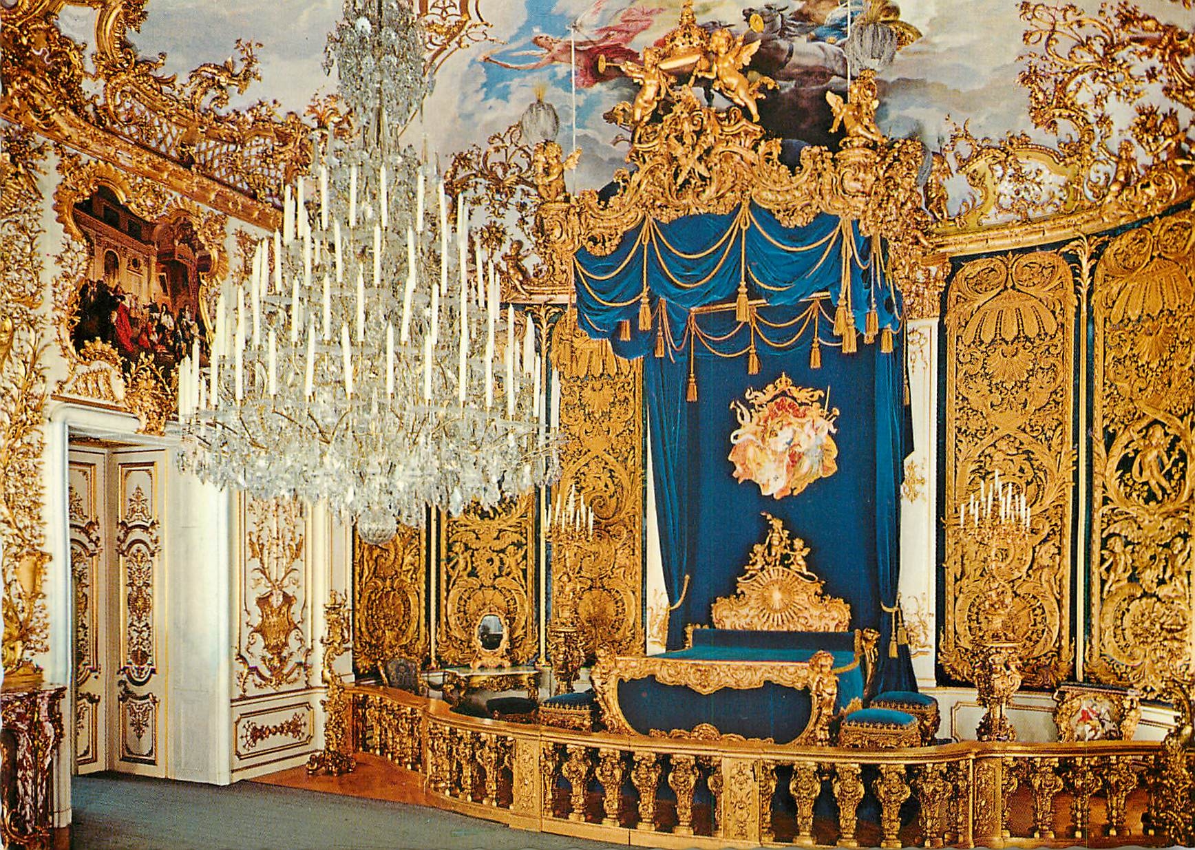 CPM Konigsschlob Linderhof Schlafzimmer mit Kristalluster (108 kerzen)