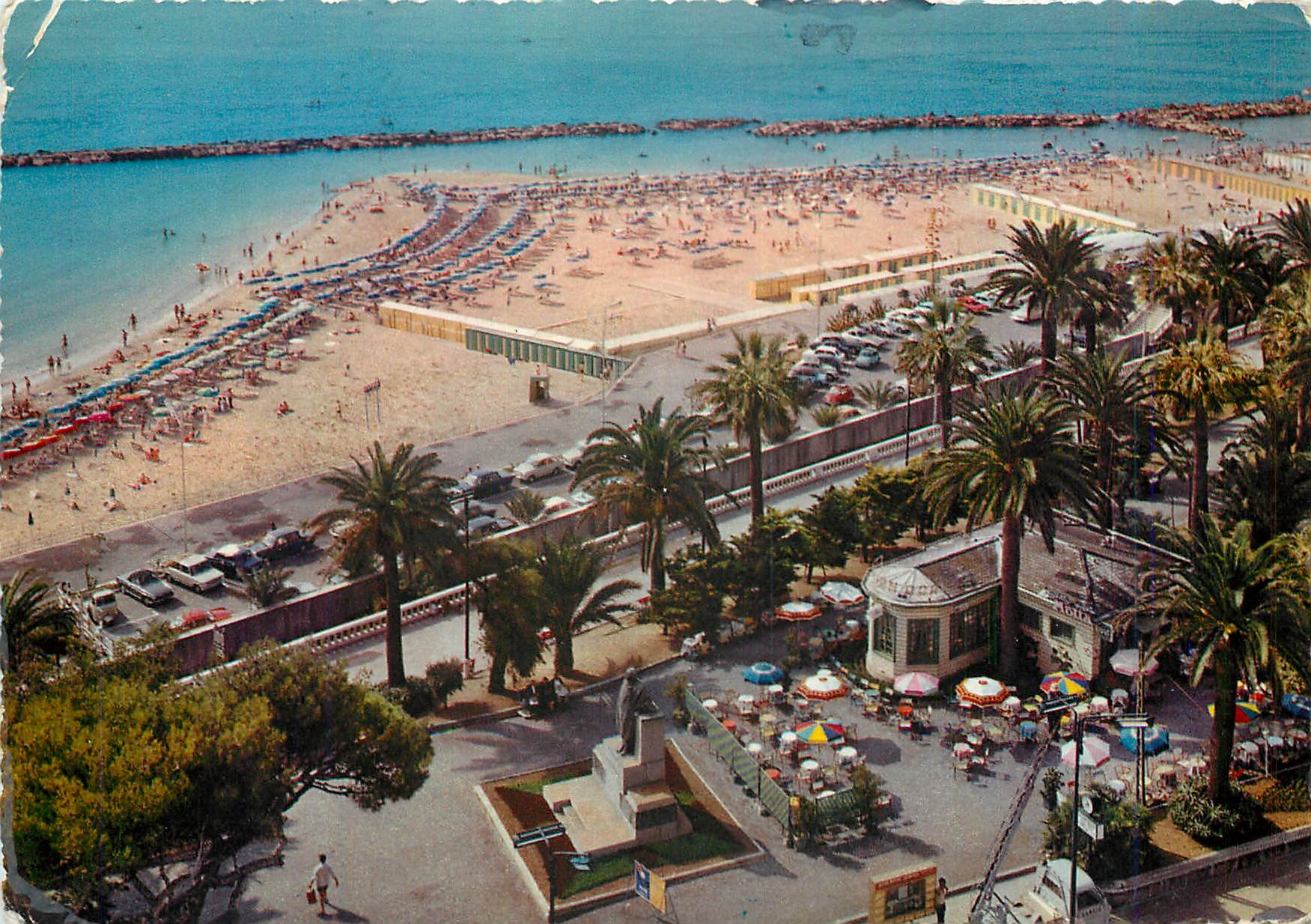 CPM Riviera Dei fiori San Remo la plage Imperatrice