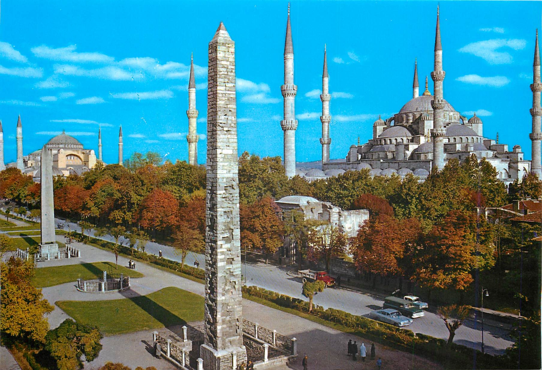 CPM Istanbul Turkiye Hipodromus et la mosquee bleue