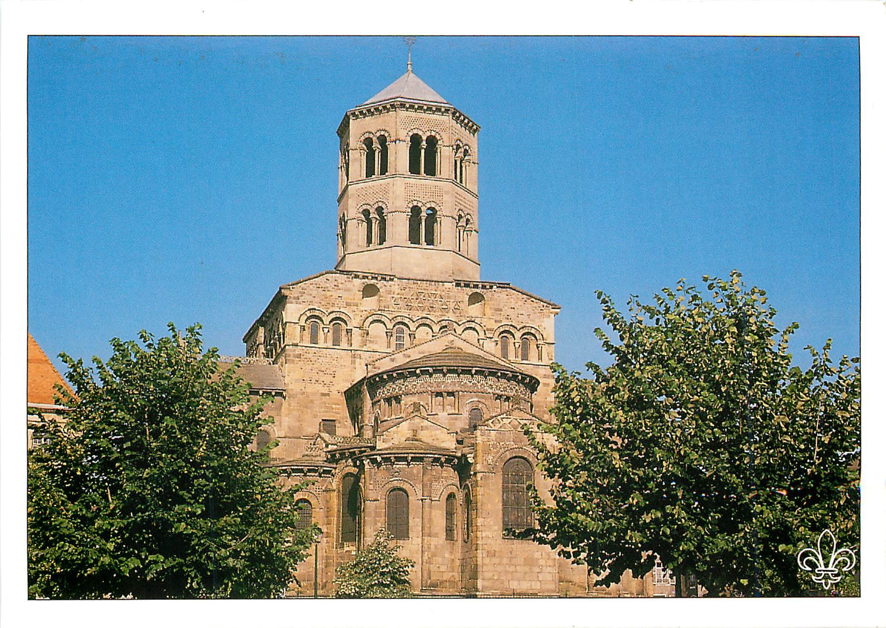 CPM Auvergne l'Eglise romane Saint Austremoine d'Issoire (XIIe s)s