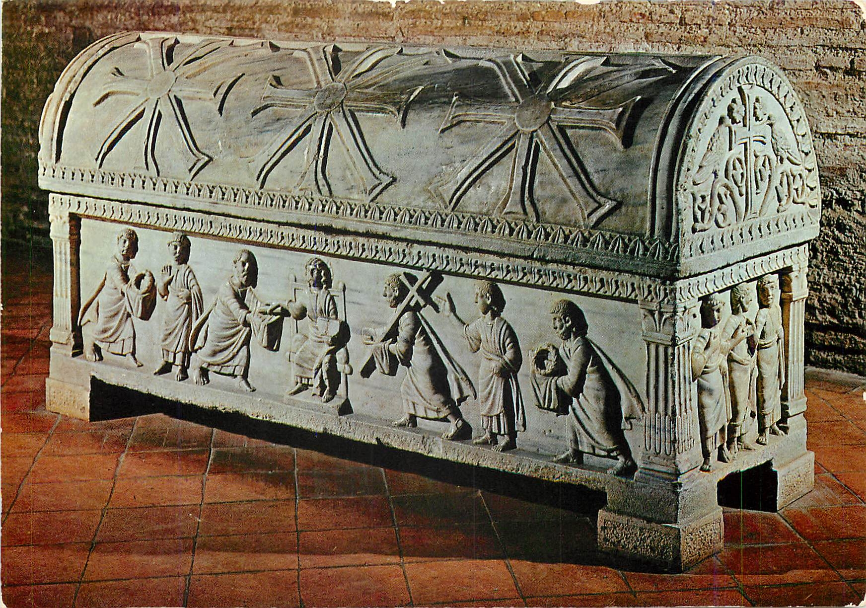 CPM Ravenna Sacrophage avec dessin des Apotres