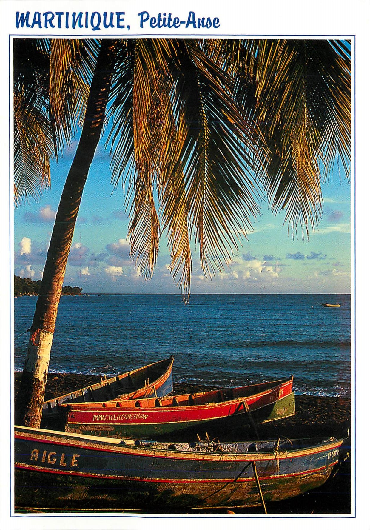 CPM Martinique Anses d'Arlet Petite Anse Un village de pecheur sur la cote caraibe