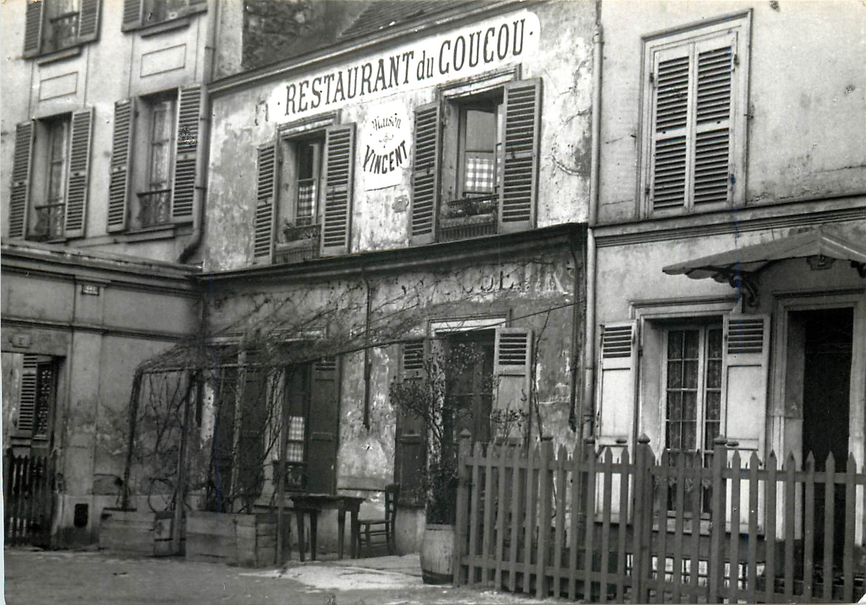 CPM Paris Restaurant du Coucou