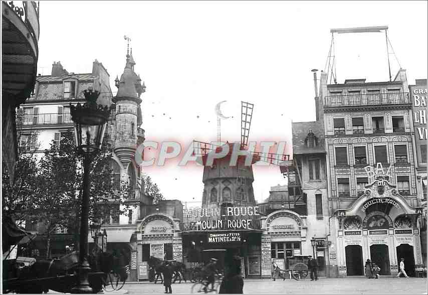 CPM Paris Place Blanche le Moulin Rouge