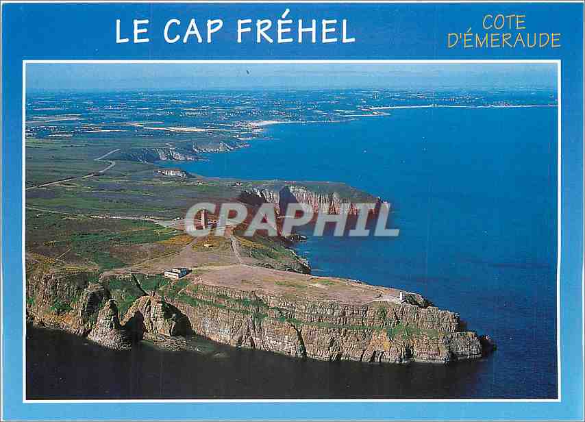 CPM La Cote d'Emeraude le Cap Frehel (Cotes d'Armor) Les falaise du cap et le phare