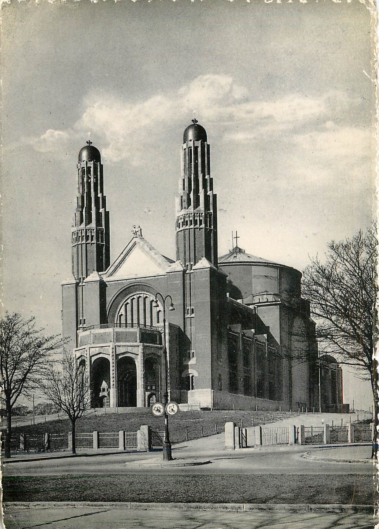 CPM Bruxelles Koekelberg Basilique Ntionale du Sacre Coeur