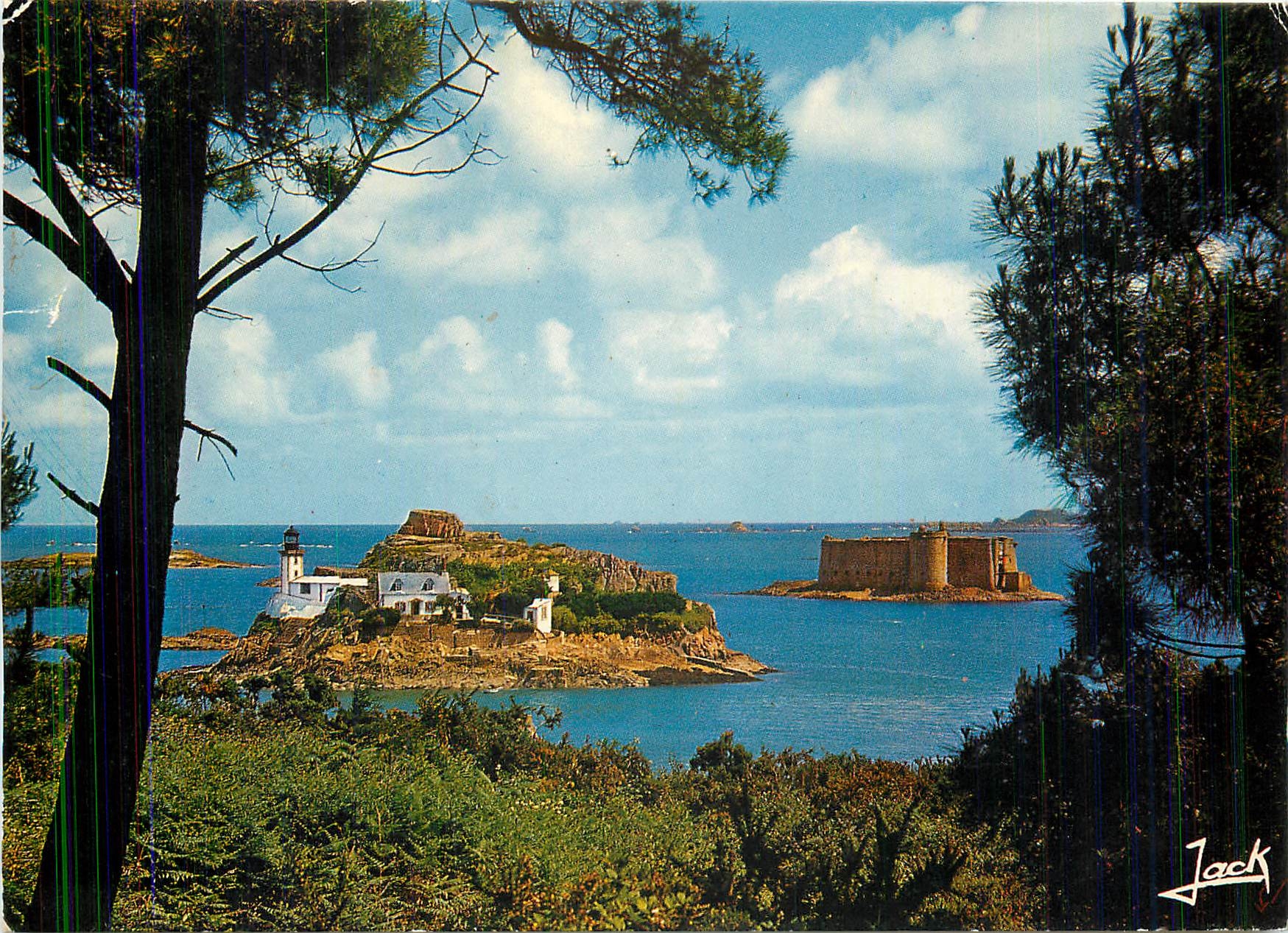 CPM Couleurs de Bretagne Carantec Le chateau du Torreau et L'Ille Louet