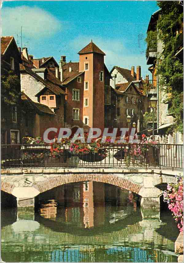 CPM Dans le Vieil Annecy Pont Bacchus sur le canal le Thiou