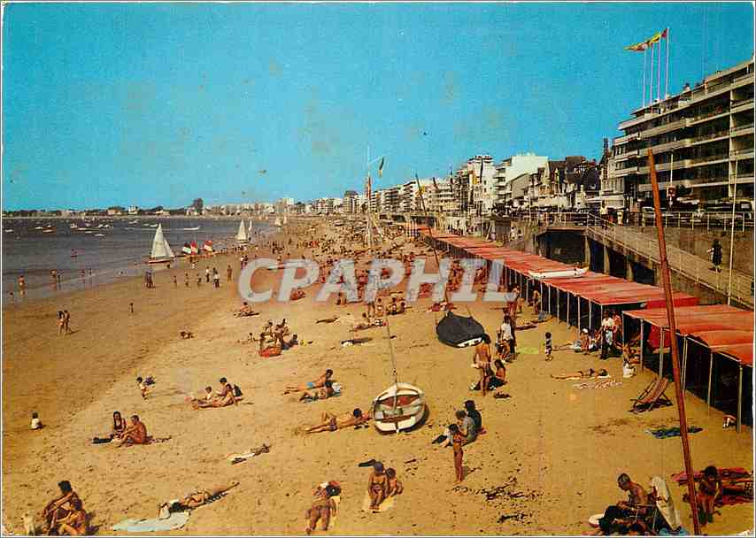 CPM La Plus belle plage d'Europe La Baule (Loire Atlantique) la Plage