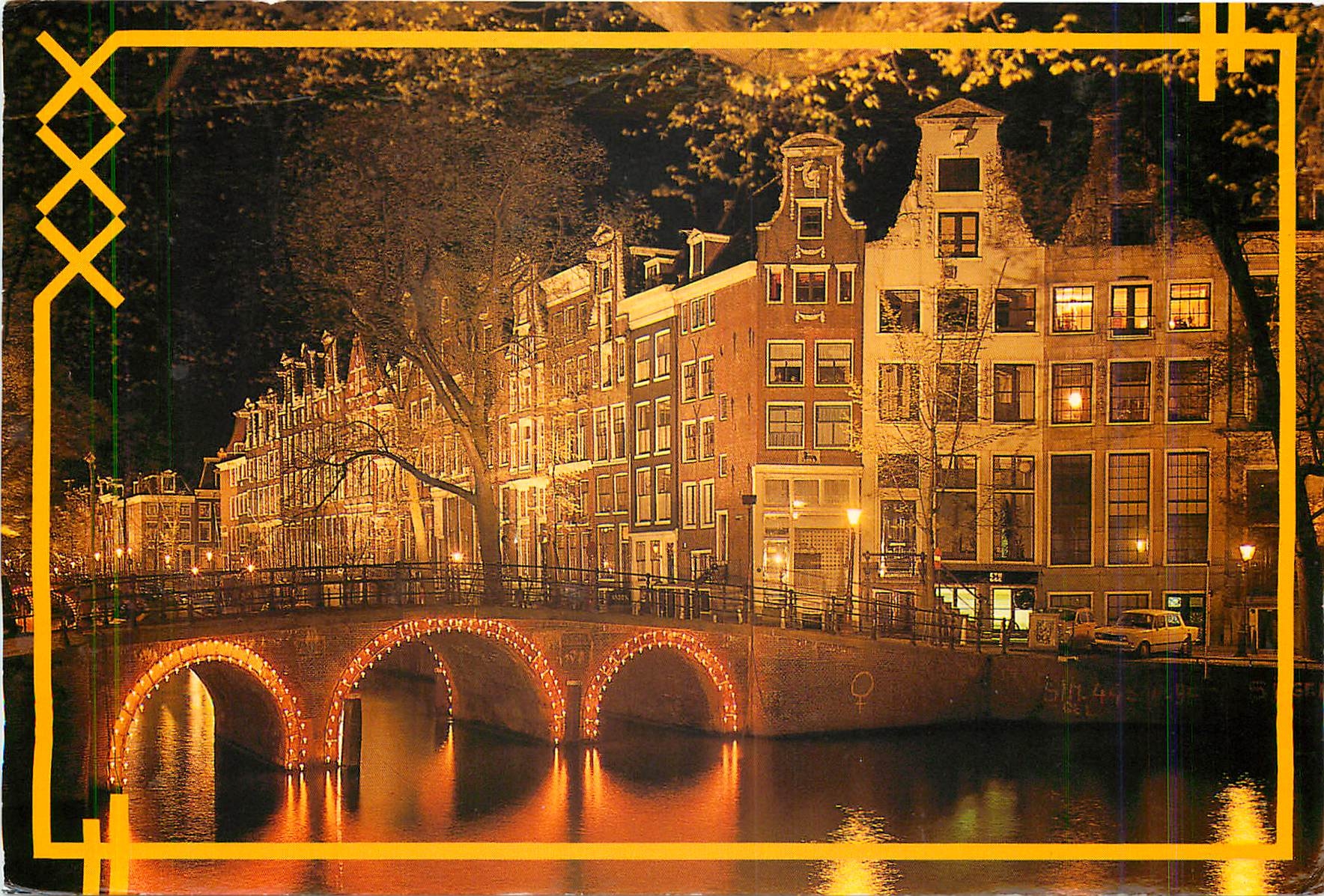 CPM Amsterdam Holland aussi le soir les canaux d'amsterdam offrent un beau spectacle