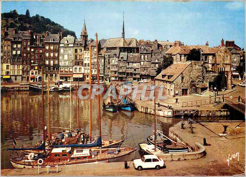 Honfleur (Calvados) — Le Bassin et le Quai Sainte-Catherine — Éditions Juvon