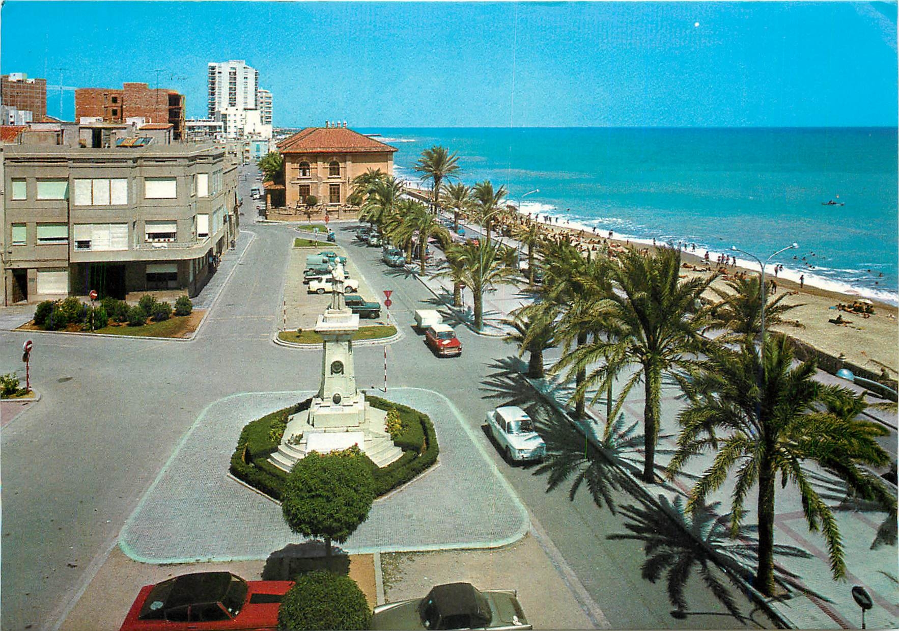 CPM Vinaroz (Castellon) Monument a costa Borras Paseo Playa y Grupo Escolar