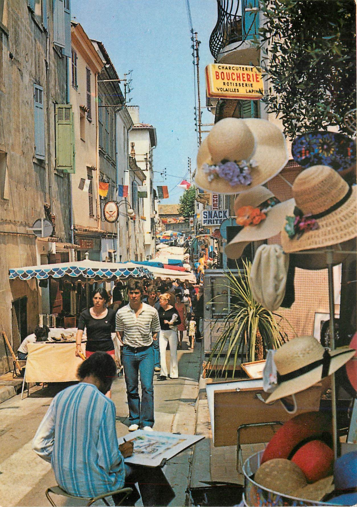 CPM Sainte Maxime Promenade dans les rues de St Max Charcuterie Boucheri