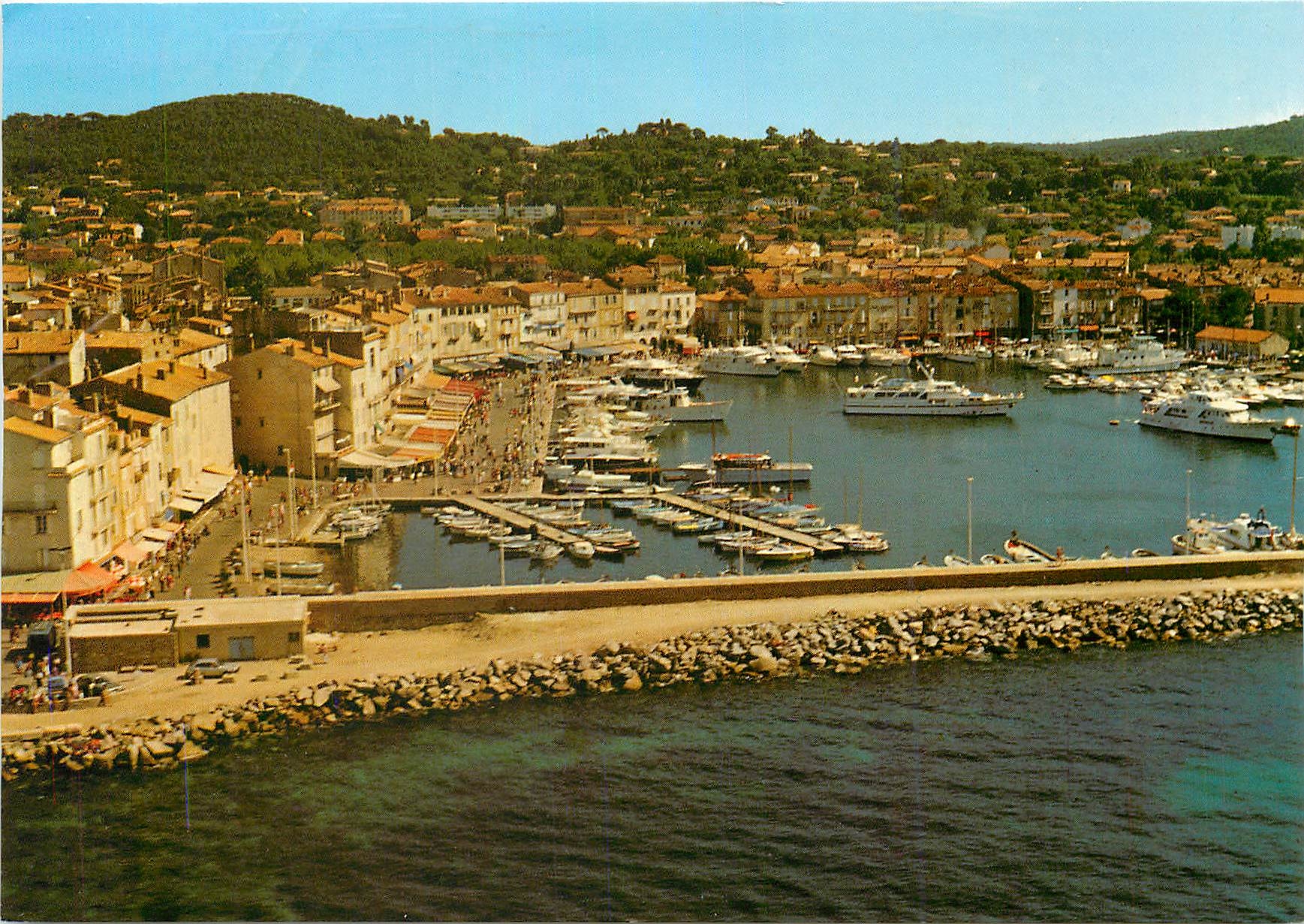 CPM La Cote d'Azur Inoubliable Saint Tropez vue generale