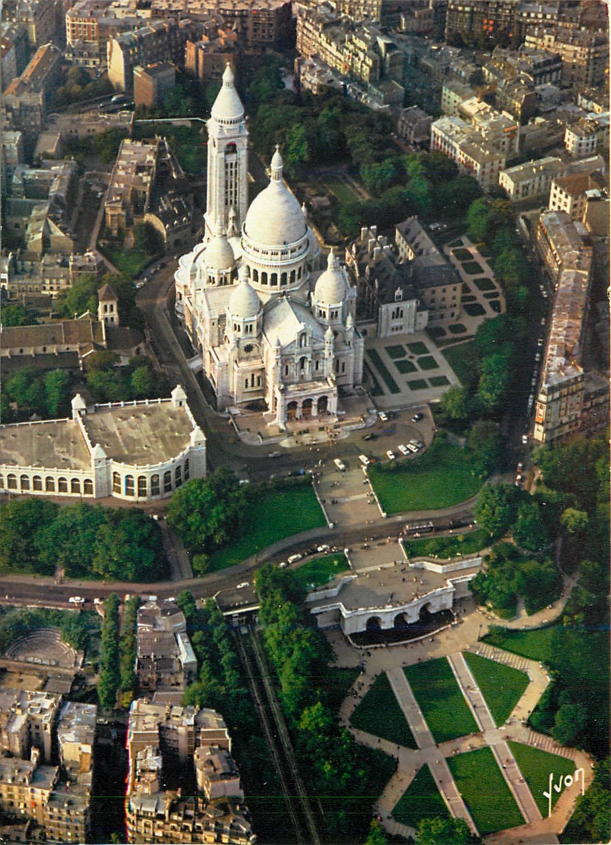 La Basilique du Sacré-Cœur — Paris — Éditions Jean-Jaures