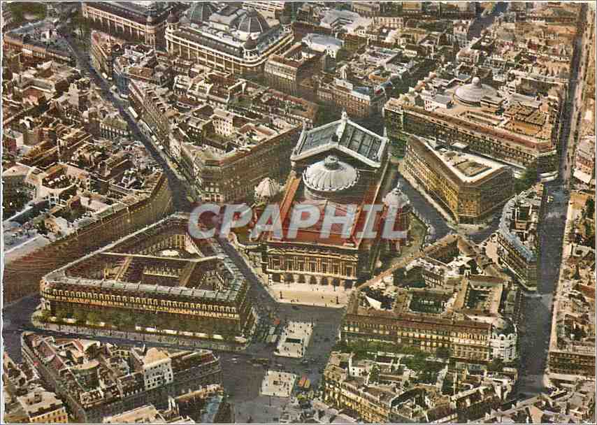 CPM Paris En avion au dessus de l'Opera
