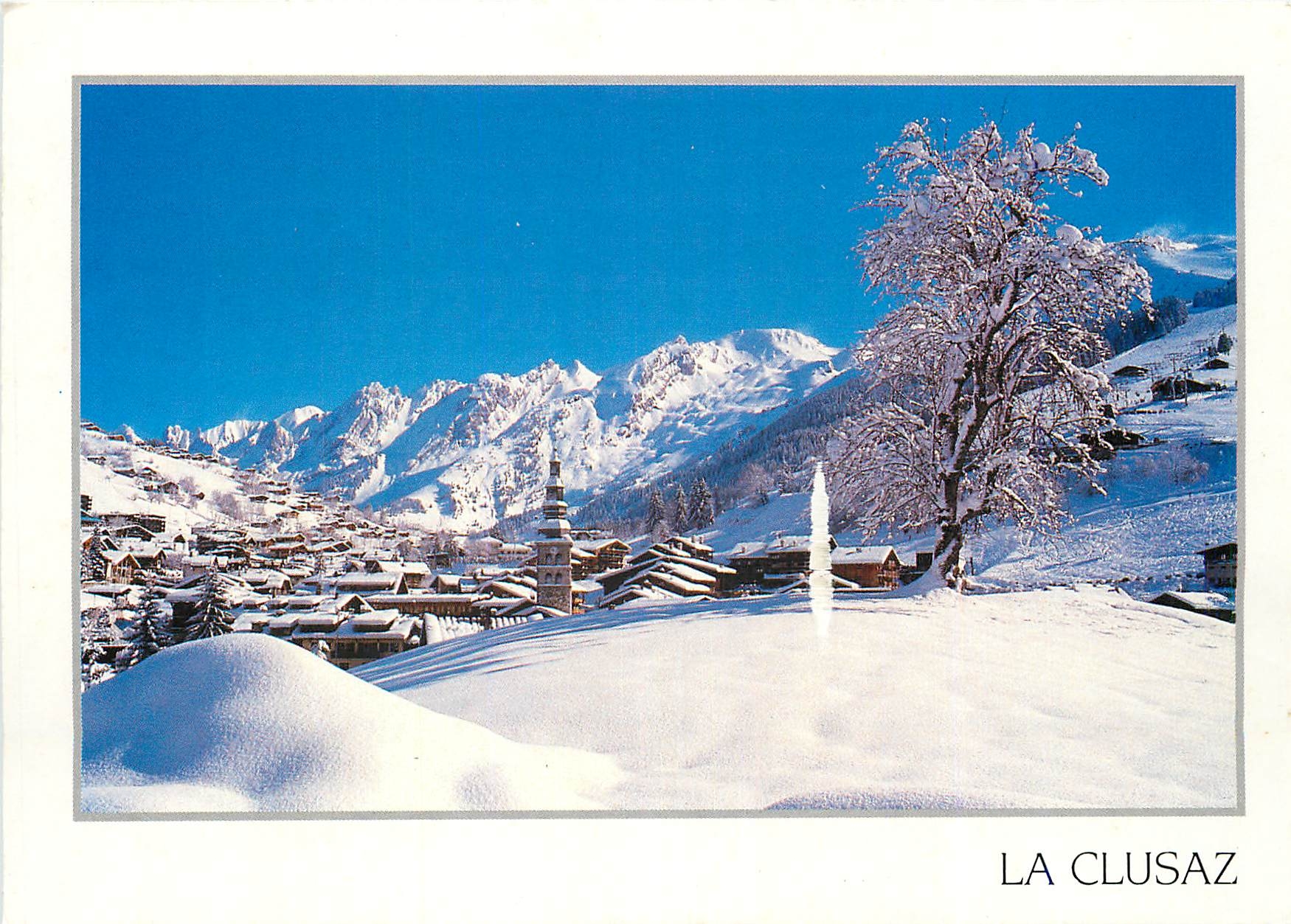 La Clusaz — vue hivernale enneigée — Editions Impressions Mâcon