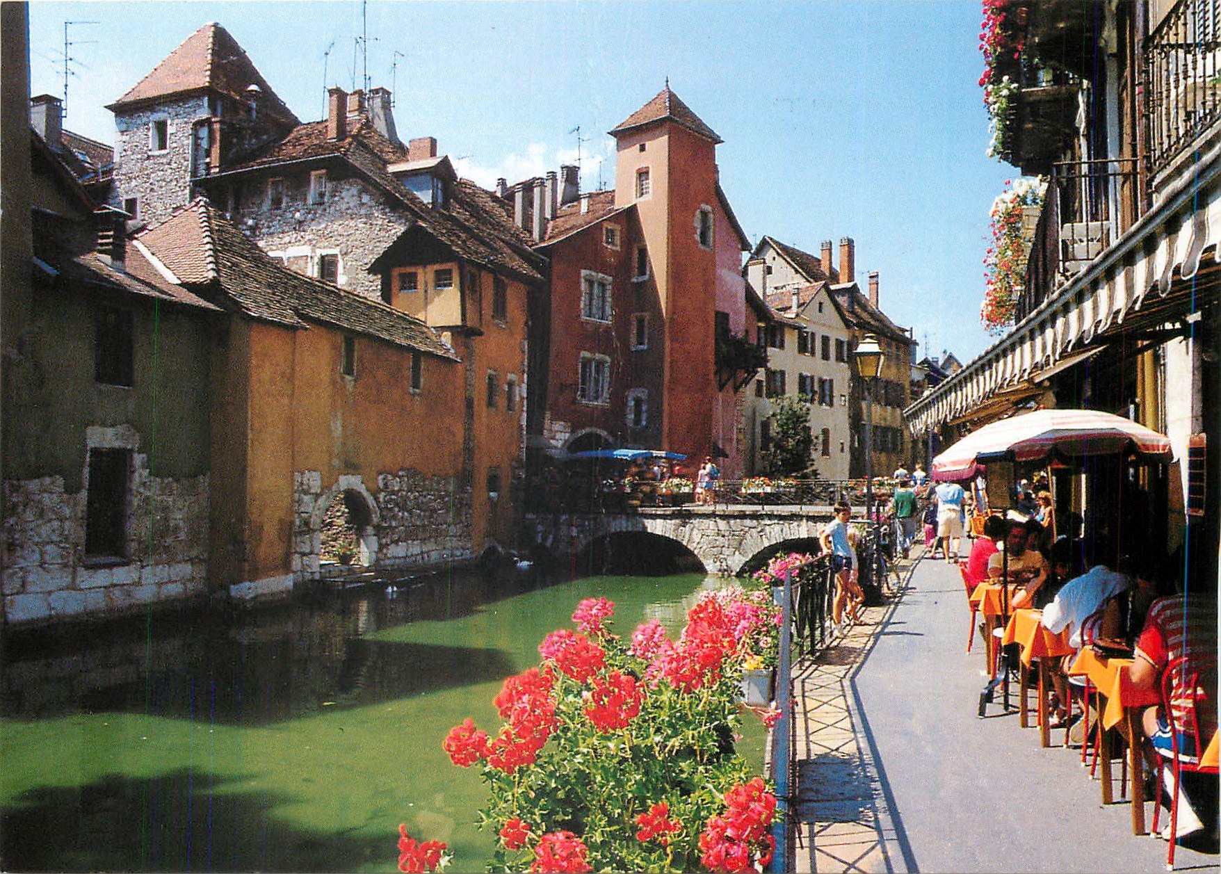 CPM Les vieux quartiers le thiou et ses berges fleuries annecy hte sav