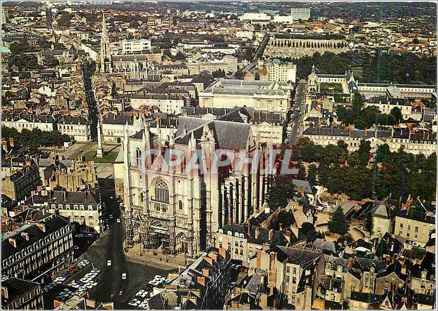 CPM Nantes (Loire Atlantique) Vue aerienne sur lesquartiers