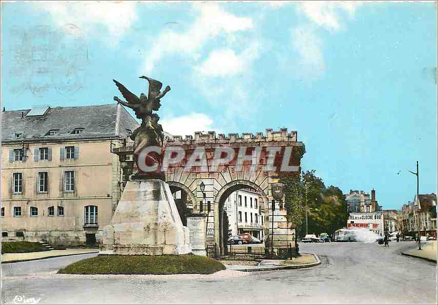 CPM Verdun (Meuse) Monument offert par la Hollande a la france immprtelle