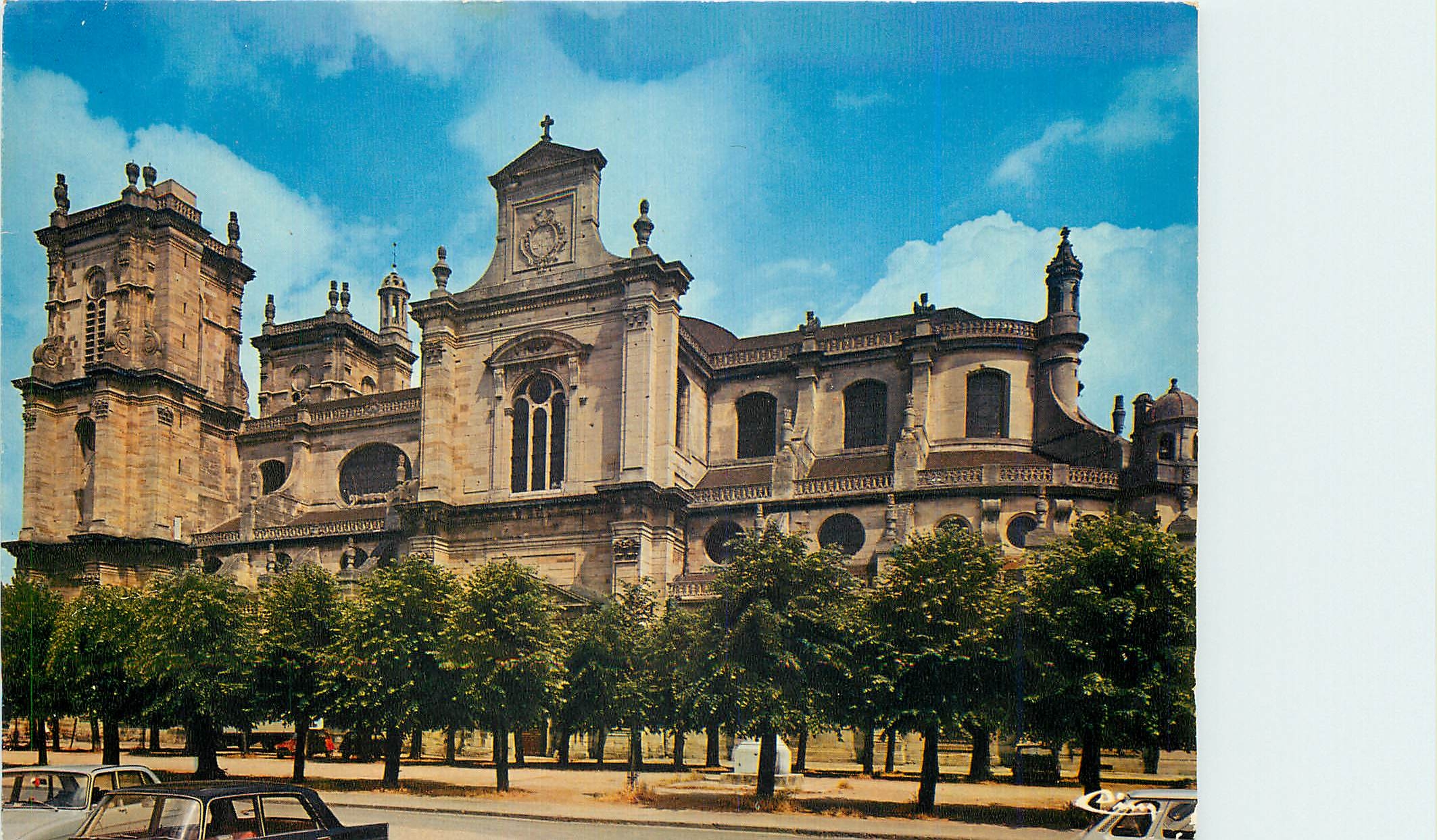 CPM Vitry le Francois (Marne) L'eglise N D