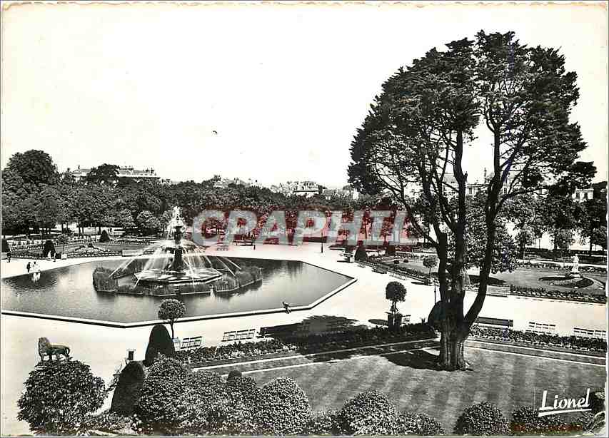 CPM Angers (Maine et Loire) Jardin du Mail le Bassin