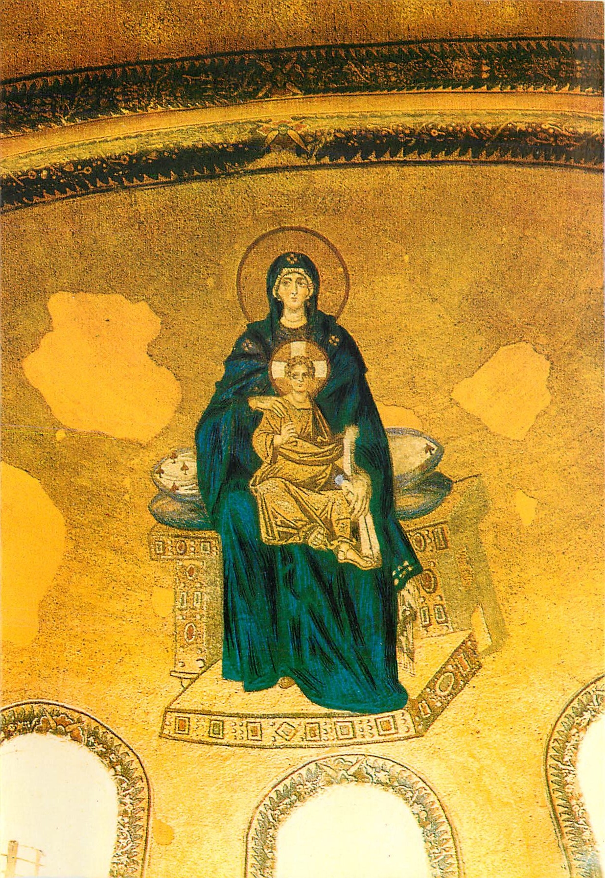 CPM Istanbul ve Saheserleri Interior of st sophia Museum