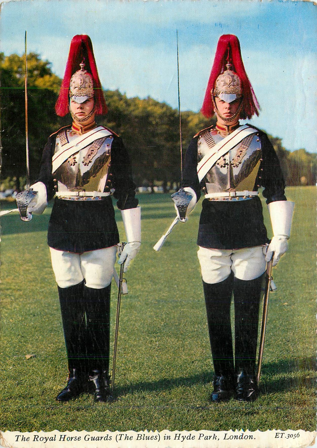 CPM The Royal Horse Guard (The Blues) in Hyde Park London 