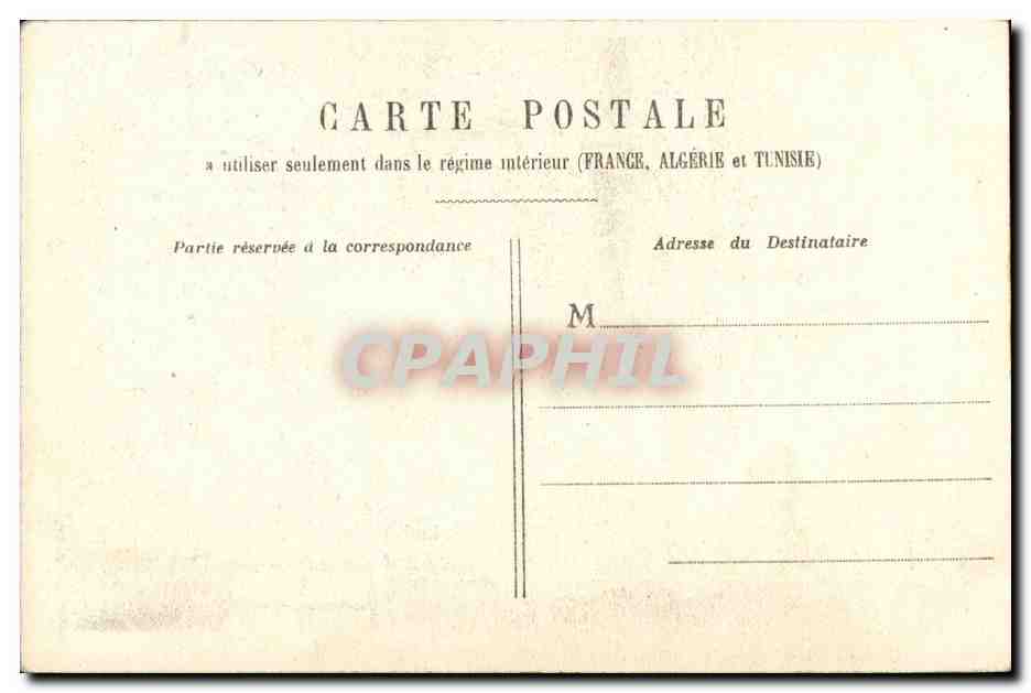 Scène religieuse — une religieuse bénissant un jeune homme en uniforme — éditeur non visible — Verso